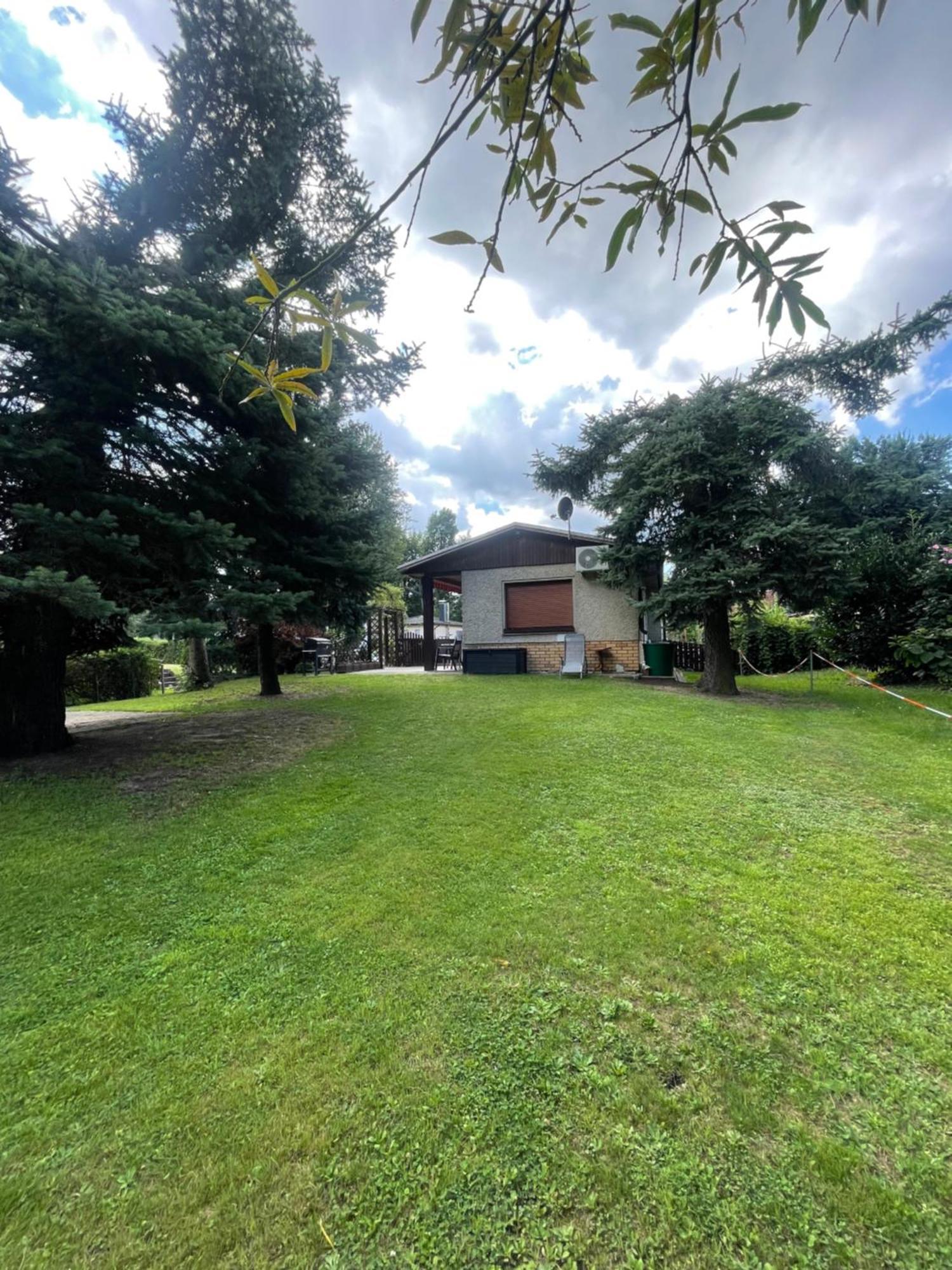 Gruener Bungalow Am Kiebitzsee Villa Falkenburg Exteriör bild